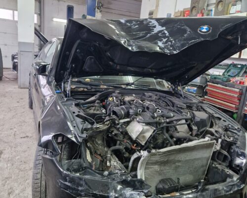 bmw seria 7 dauna fata lovit