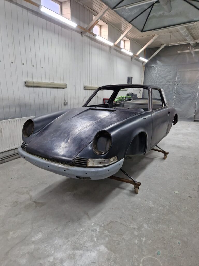 porsche targa din spate