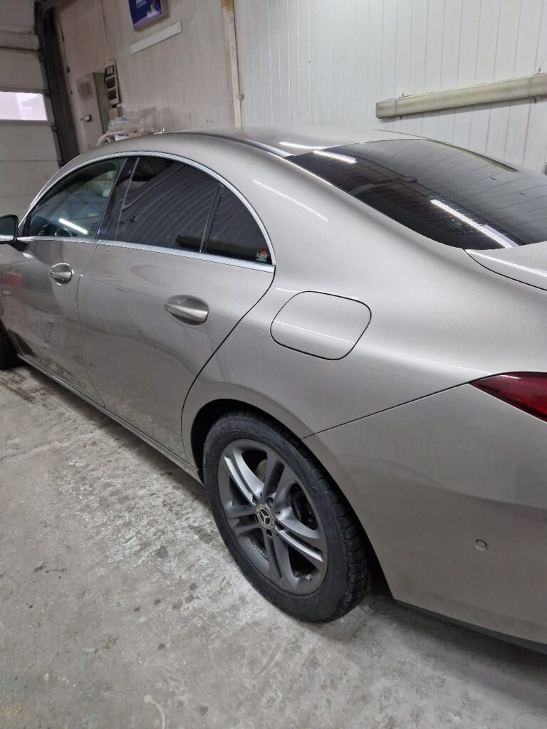mercedes reparat lateral dauna